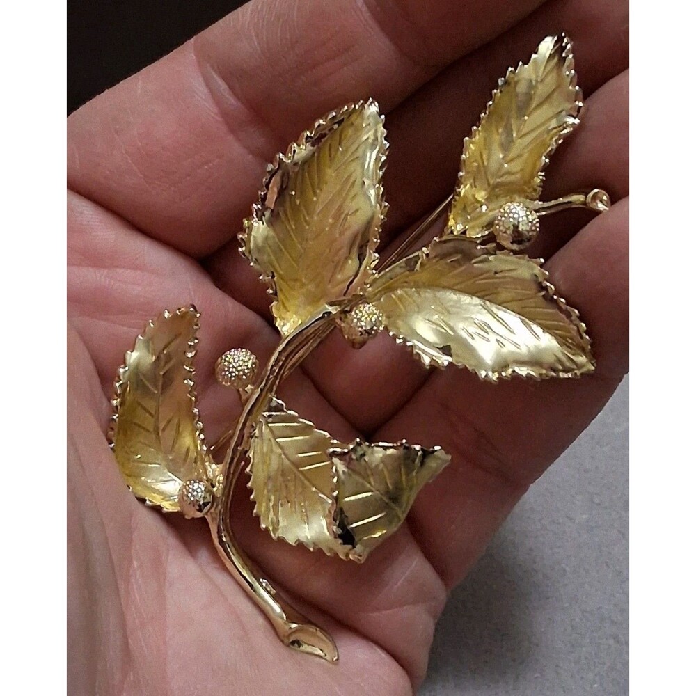 Coro leaf branch brooch, shiny, textured gold-tone finish